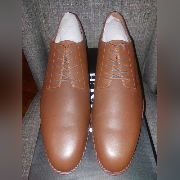 Coach Men's Brown Leather Oxford Shoes - Picture 3 of 12
